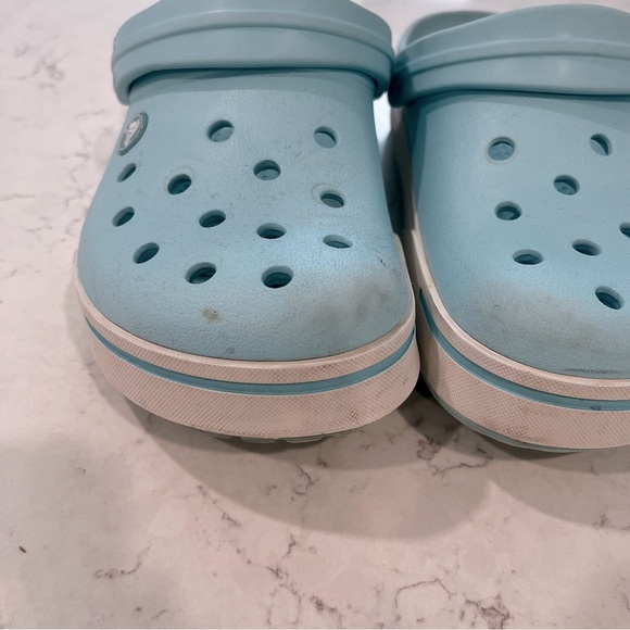 CROCS crocband Light Blue Clogs Size 6 - Picture 4 of 10